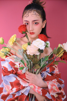 和美女荒岛求生的日子